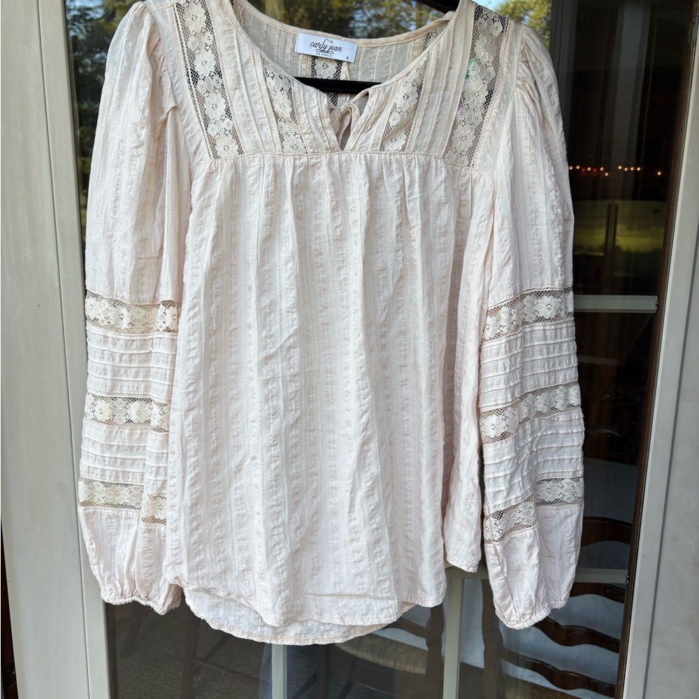 Carly Jean White Embellished Long Sleeve Blouse